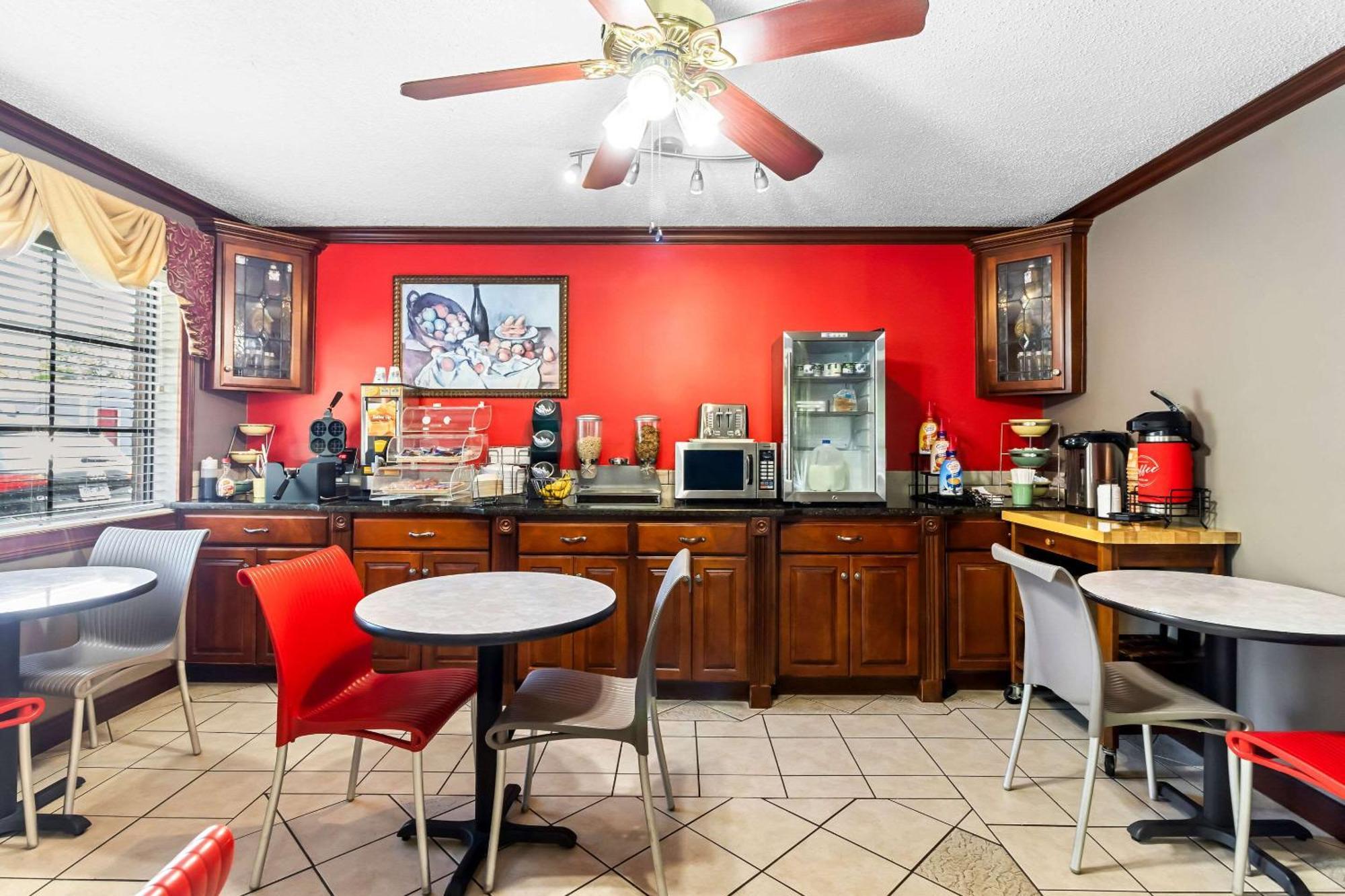 Econo Lodge Russellville Kültér fotó