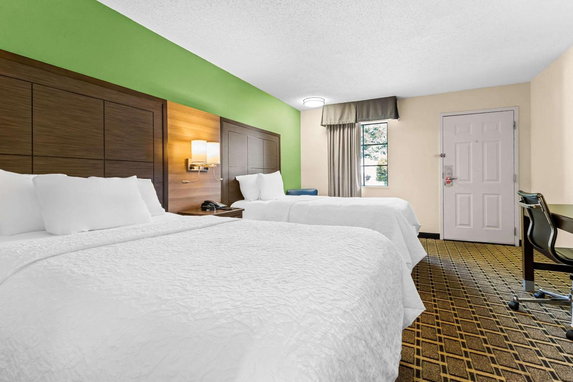 Econo Lodge Russellville Kültér fotó