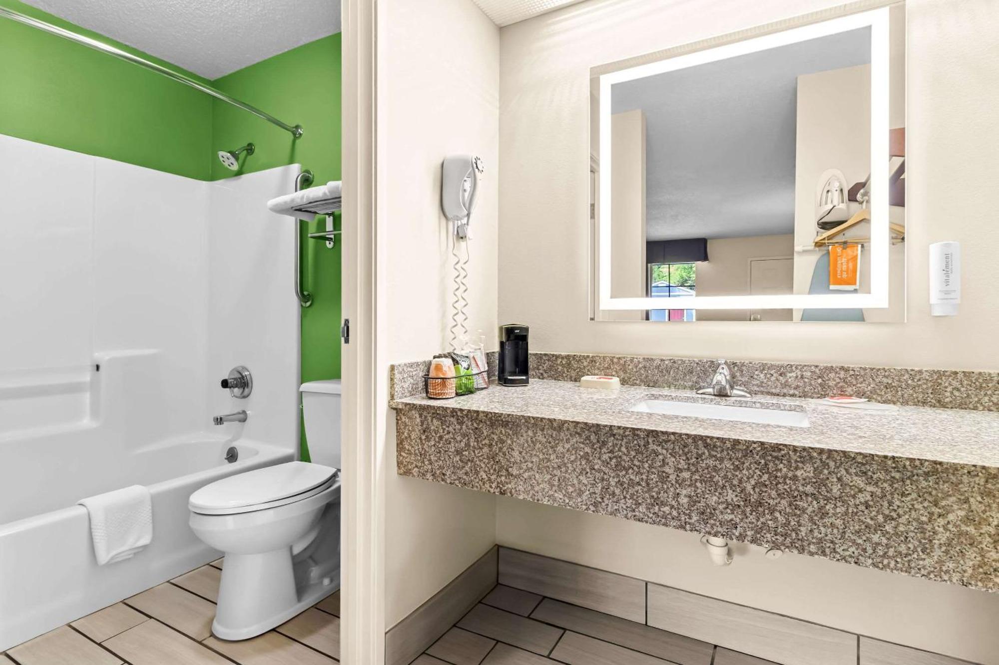 Econo Lodge Russellville Kültér fotó