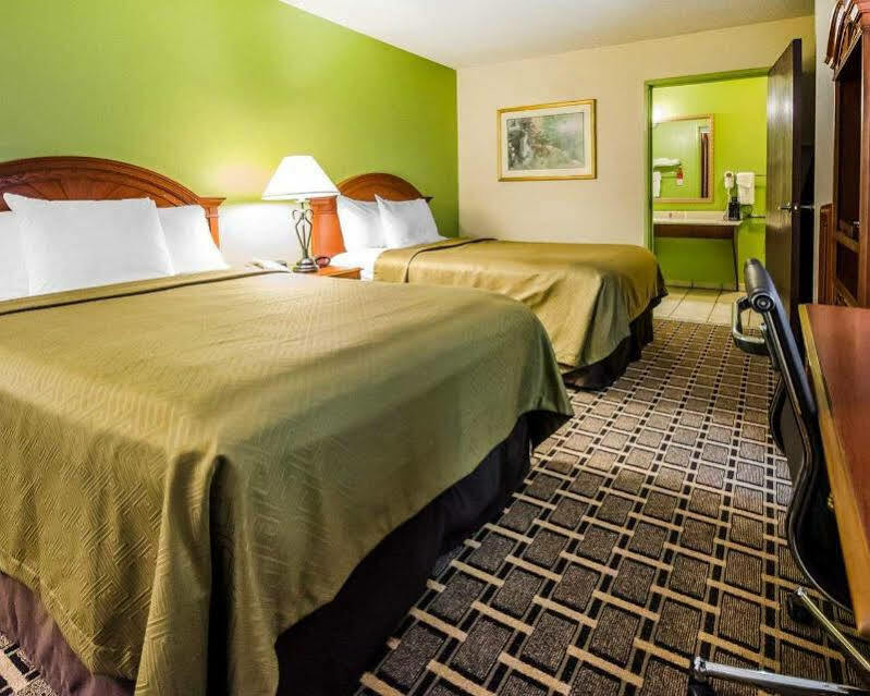 Econo Lodge Russellville Kültér fotó
