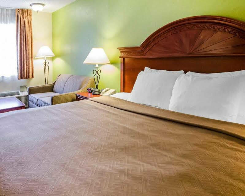 Econo Lodge Russellville Kültér fotó